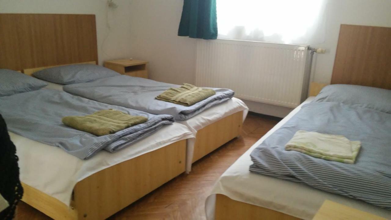 Vadasa Motel Es EtteremHegyhátszentjakab エクステリア 写真